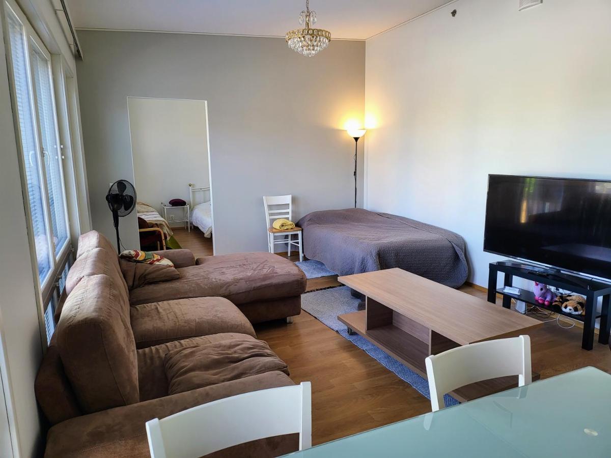 Two Room Apartment Near Harbour Турку Экстерьер фото